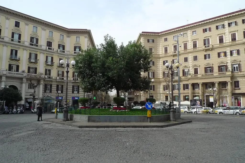 Fiori Scarlatti Apartment Naples 0*,