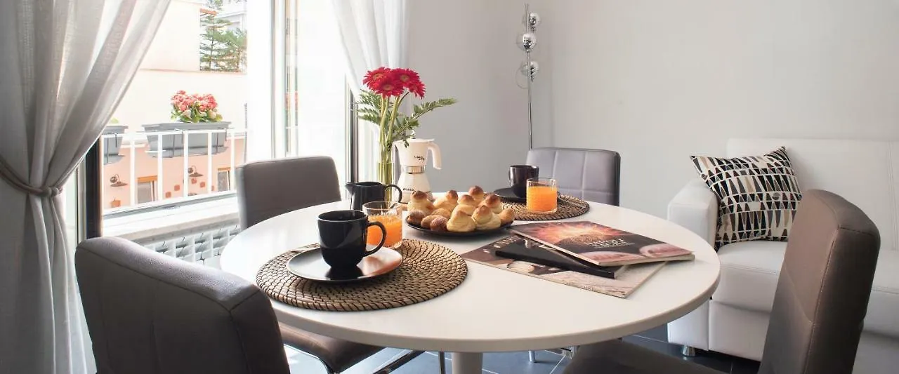 Fiori Scarlatti Apartment Naples